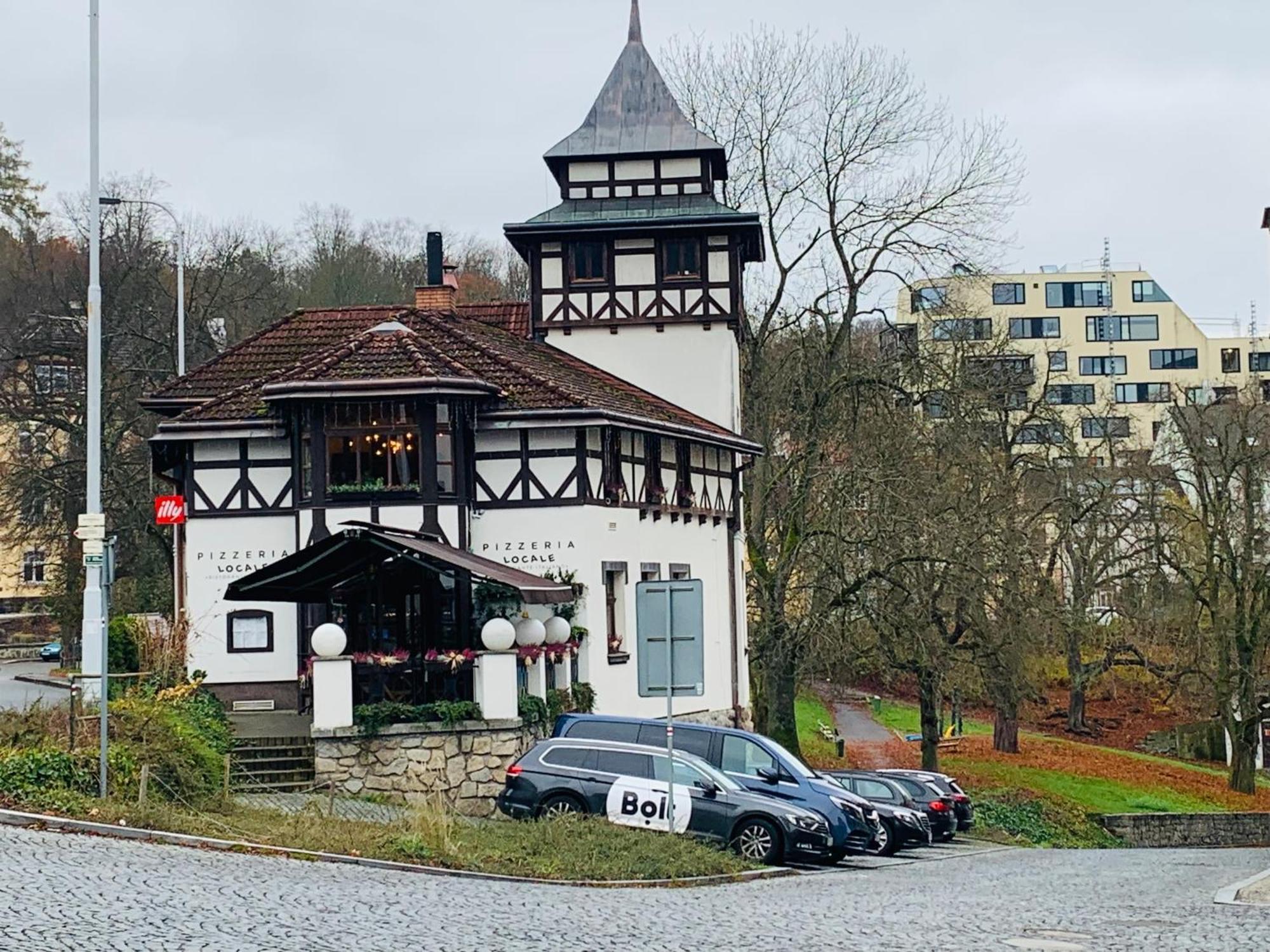 Ferienwohnung Artflora Kv Premium Karlsbad Exterior foto